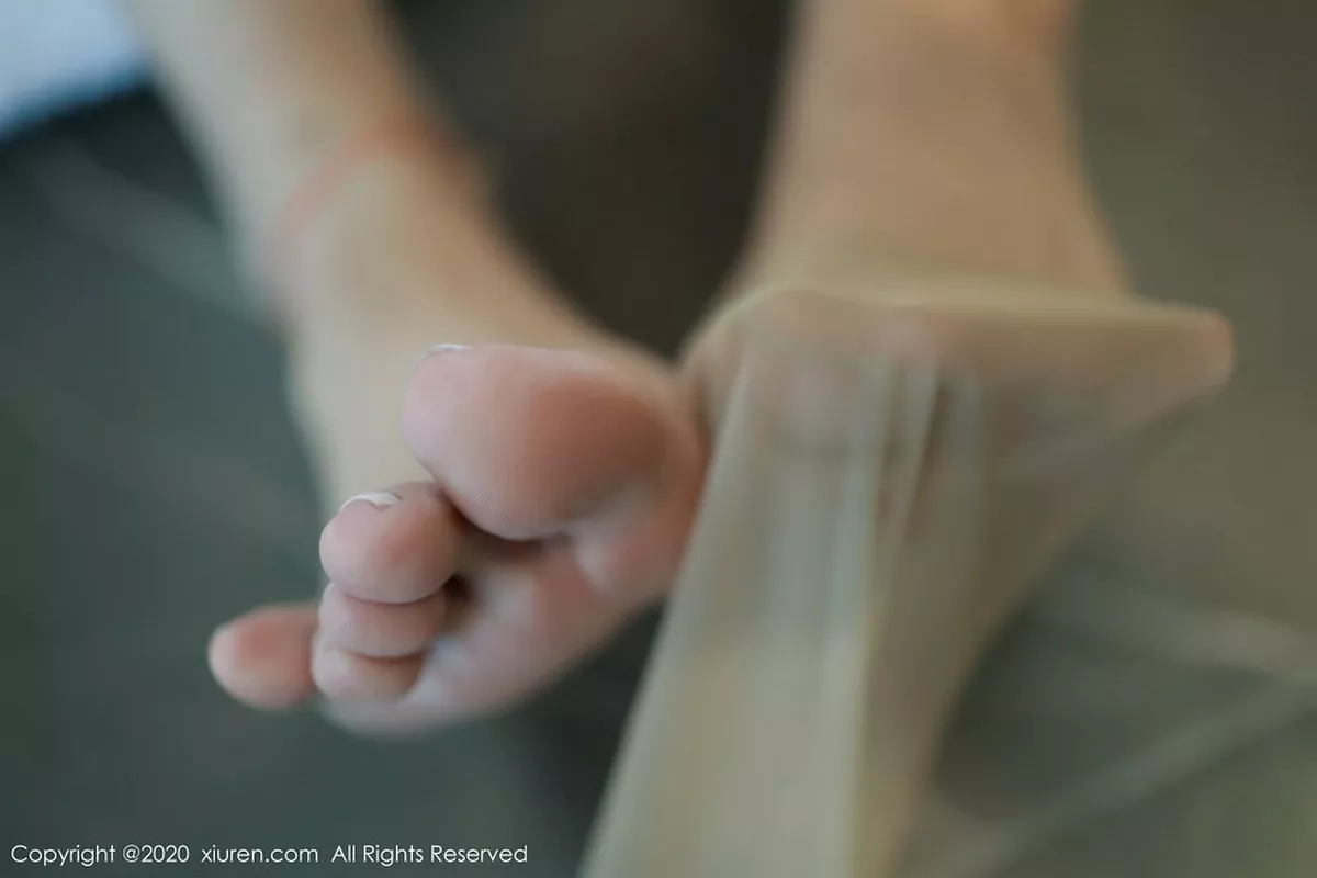 [XiuRen秀人网]第2391期芝芝Booty写真-秀人资源网